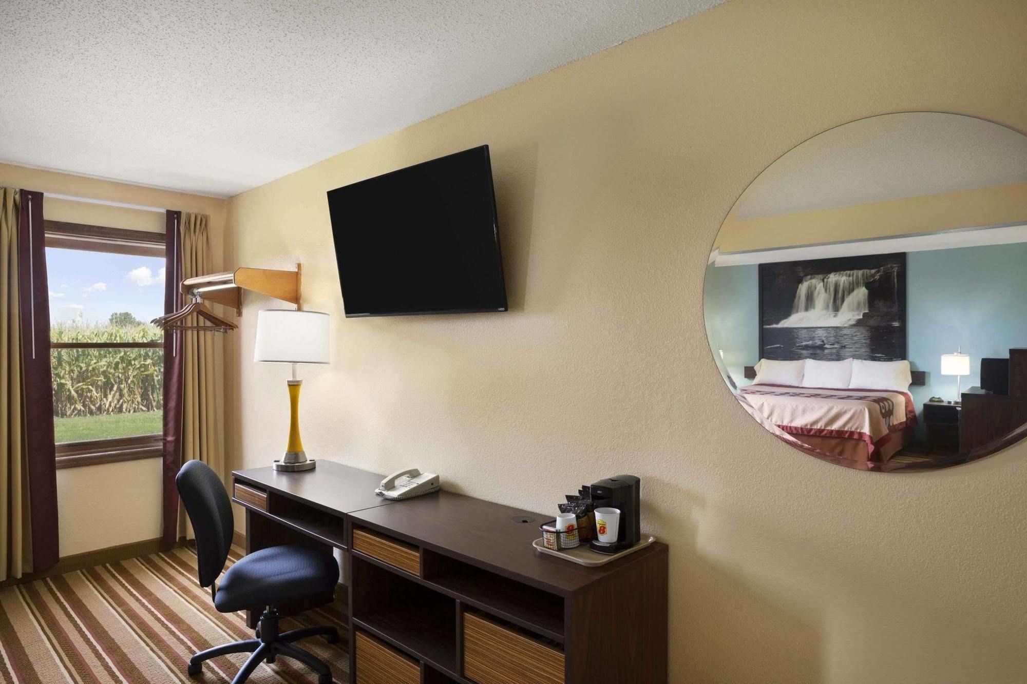 Hotel Super 8 By Wyndham Mattoon Esterno foto